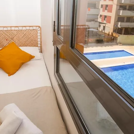Turo 6 Family Flat With Pool And Playground