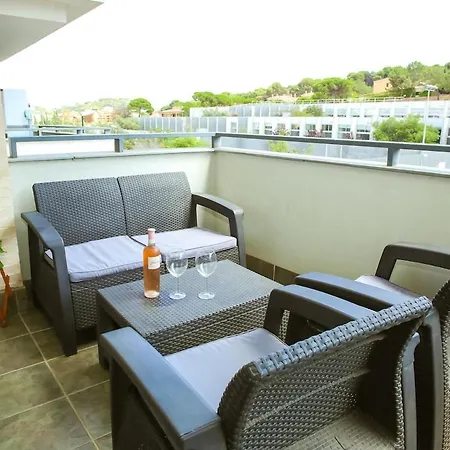 Turo 6 Family Flat With Pool And Playground Apartmán *